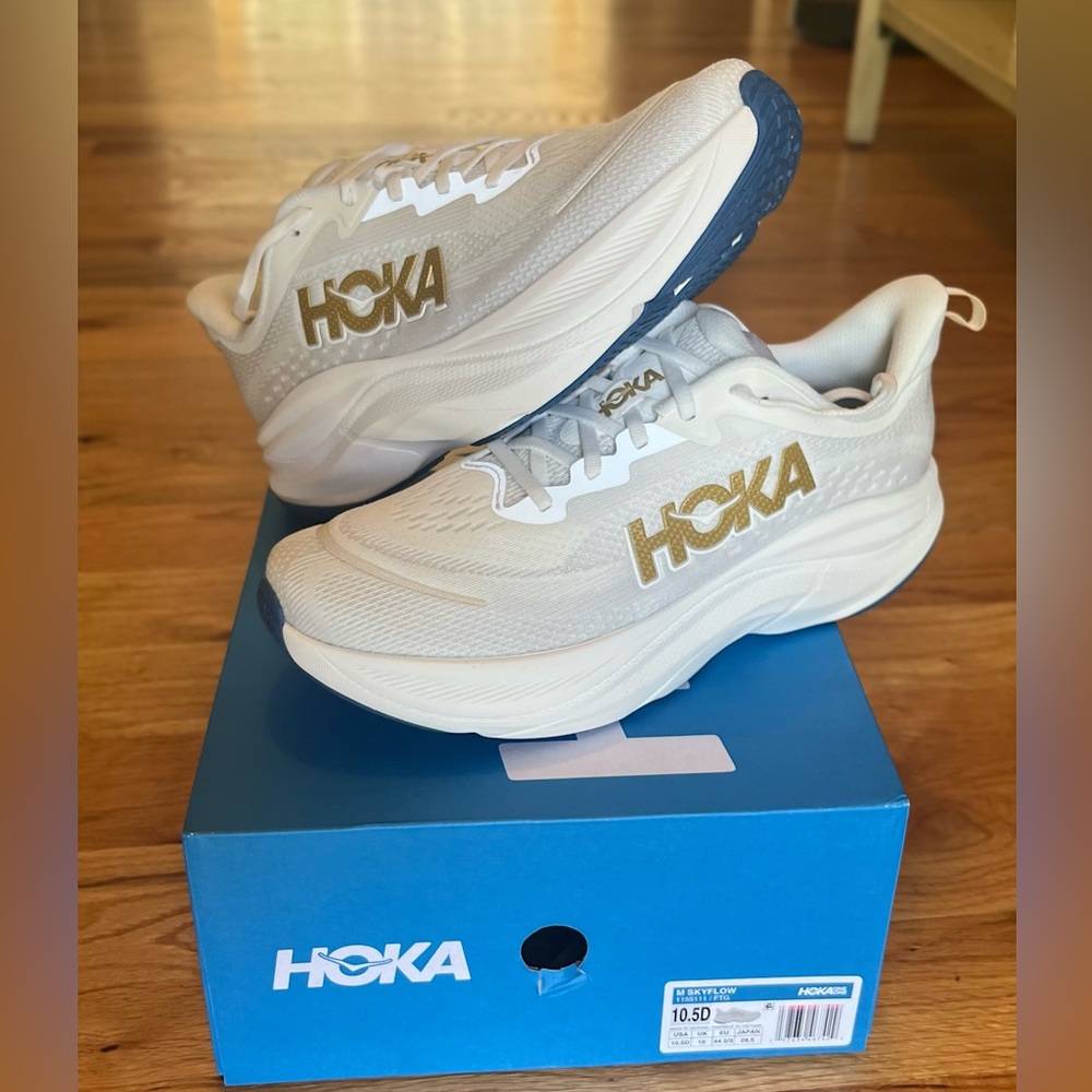 HOKA SKYFLOW Running shoe Men's 10.5 D